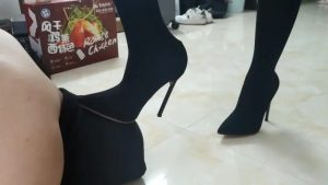 小鱼大人美甲黑丝高跟靴子羞辱调教 YC-210722-3_绳艺库视频下载