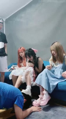 【狗哥】带三个洛丽塔表妹体验狗 bf17982_绳艺库视频下载