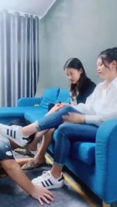 【婷婷】带同事体验sm游戏 bf18027_绳艺库视频下载