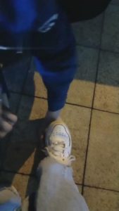 【梵高】真实-成功2个美女路人舔鞋闻脚 bf11224_绳艺库视频下载