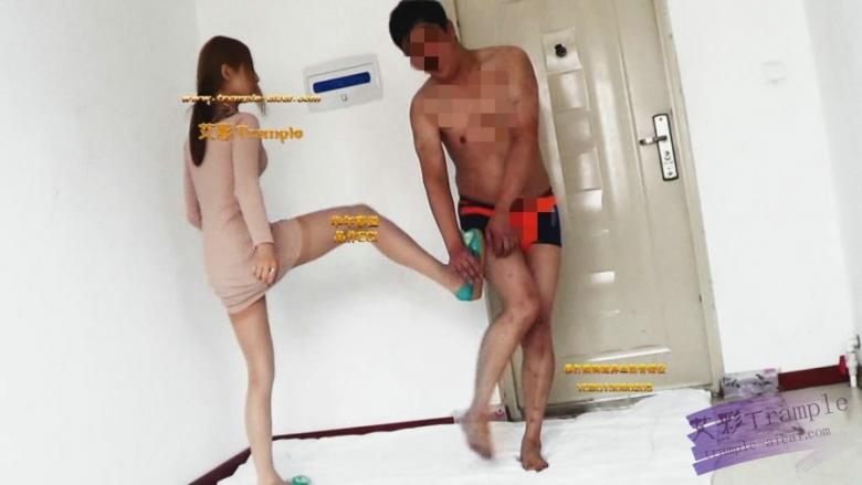 史上最残酷虐打 肋骨错位脸踹变型_绳艺库视频下载