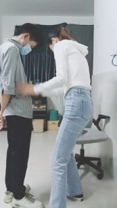 套路直播视频【美娜格格】帆布鞋白袜裸足欺负小奶狗 bf25548_绳艺库视频下载