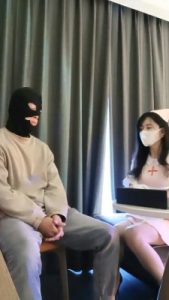 【米小唐】护士姐姐踩踏深喉 bf20841_绳艺库视频下载