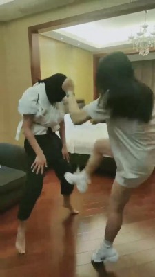 【森森】双S艺术踢踹专场【完整版】 bf14729_绳艺库视频下载