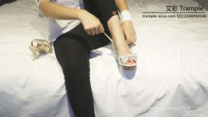 销售文员穿原味黑丝坐脸窒息_绳艺库视频下载