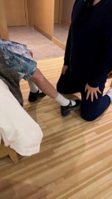 套路直播视频【伊莉】及萝莉主白袜提档？双S初调 bf24183_绳艺库视频下载