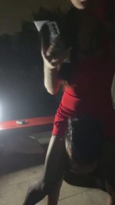 【乔妹】户外公园捆绑全体重踩踏/抽 bf13307_绳艺库视频下载