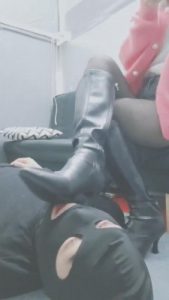 【灵竹】长靴碾压/坐脸/跪舔 bf7228_绳艺库视频下载