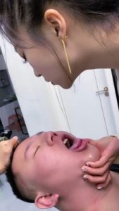 套路直播视频【麋鹿银儿】双S-重度耳光/喂口水/骑马转胯/丝袜脚深喉 bf25299_绳艺库视频下载