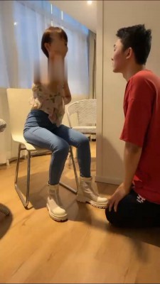 【于努力】素人娜娜耳光/踩踏/闻玉足 bf16308_绳艺库视频下载