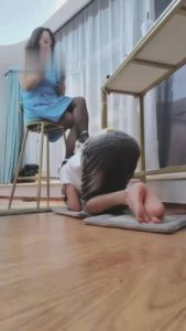 【乐爷】江景套房白领黑丝调狗 bf13361_绳艺库视频下载