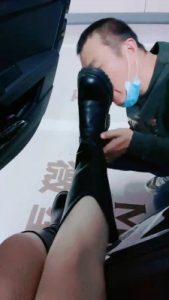 套路直播视频【甜心教主】户外车库舔鞋/舔鞋/骑马 bf24779_绳艺库视频下载