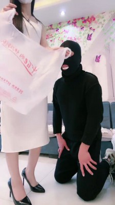 【罗宾】嘴巴塞住强制狗闻气味 bf21326_绳艺库视频下载