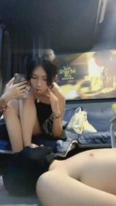 【希希子】影院调-平底鞋鞋底+圣水舔内裤白带 bf791_绳艺库视频下载