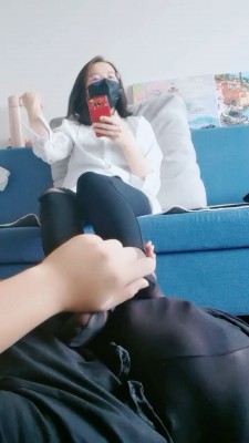 【晴雨大大】棉袜羞辱脚垫子 bf19885_绳艺库视频下载