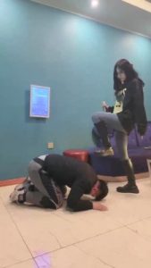 【初见】歌舞厅小姐玩弄老板 bf20030_绳艺库视频下载