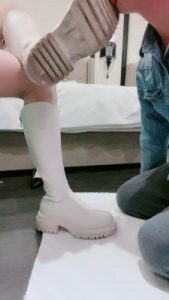 【南楠】长靴碾压/丝袜脚深喉狂舔 bf27286_绳艺库视频下载