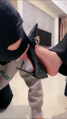 【丹主大大】女老板圈养员工 bf22801_绳艺库视频下载