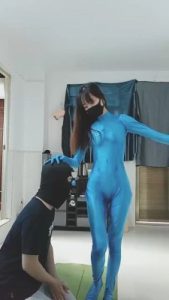 【美娜格格】女儿国女王诱惑狗-踩踏/骑马/转胯 bf21805_绳艺库视频下载