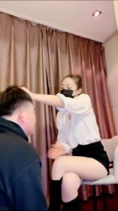 套路直播视频【语阳】长靴御姐耳光抽虐（续集） bf26746_绳艺库视频下载