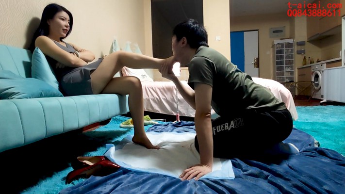 仙飒脚深喉插吐近距离磨脚皮喂奴 YC-220317-6_绳艺库视频下载