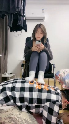 【五月】原味白袜气味羞辱 bf19737_绳艺库视频下载