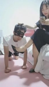 【浅尝】揪耳朵揍他 bf13541_绳艺库视频下载