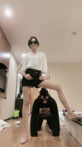 套路直播视频【虞姬】闺蜜入圈性感调/高跟鞋全体重踩踏 bf25463_绳艺库视频下载