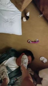 【馨雅】五花大绑小白鞋+高跟全体重踩踏 bf27457_绳艺库视频下载