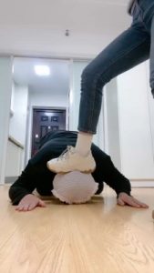 套路直播视频【小布丁S】小白鞋白棉袜踩踏虐打 bf23918_绳艺库视频下载