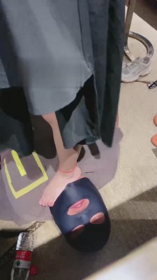 【骨精精】全体重踩踏深喉 bf15835_绳艺库视频下载