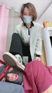 【Q月S】素人健身教练首调-帆布鞋原味棉袜羞辱 bf2399_绳艺库视频下载