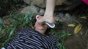 〖H.P.L栖心之栈〗—尔岚户外调教舔玉足、吃土_绳艺库视频下载