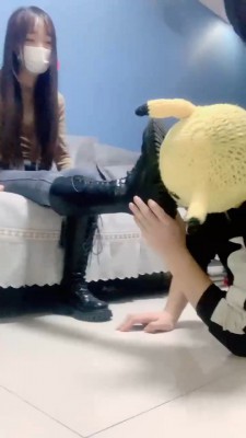 【精神小妹】双S素人踩/踹/打 bf22367_绳艺库视频下载