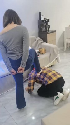 套路直播视频【紫烟】五花大绑强制加官窒息/全体重踩踏【双视角版】 bf24644_绳艺库视频下载