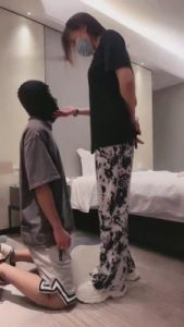 【丹祖宗】女神小白鞋船袜羞辱奶狗 bf13285_绳艺库视频下载