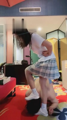 【晚晚】JK小姐姐修理学生狗 bf209_绳艺库视频下载