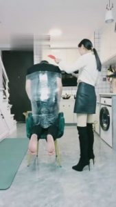 【小小小魔女】木乃伊的悲惨下场 bf19453_绳艺库视频下载