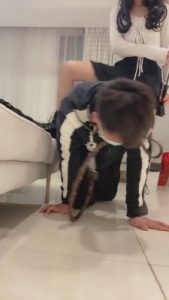 【雪莉】邻家女孩逛街后短靴原味棉袜羞辱 bf5518_绳艺库视频下载