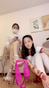 套路直播视频【绿子S】真实开发可爱女闺蜜做狗【完整版】 bf26217_绳艺库视频下载