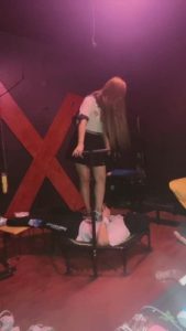 【萝莉刑】强制全体重踩踏 bf14332_绳艺库视频下载