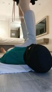 【上海糖糖】踩踏和臭袜子 bf9826_绳艺库视频下载