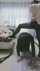 【天水女王】原味黑丝袜羞辱老公 bf5724_绳艺库视频下载