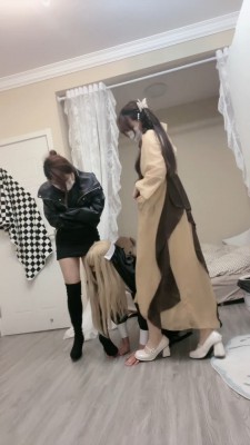 套路直播视频【礼礼大人】双S+双M-内裤套头/高跟碾压/转胯/喂口水【双视角版】bf25781_绳艺库视频下载