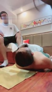 【维也纳学生情侣】羞辱绿帽胯下狗 G-210801-3_绳艺库视频下载