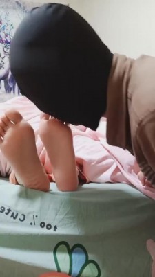 【罗宾】舔脚官的叫醒服务 bf3787_绳艺库视频下载