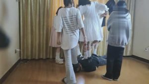 【最抗揍M】素人群殴-全程艺术狂揍 bf11436_绳艺库视频下载