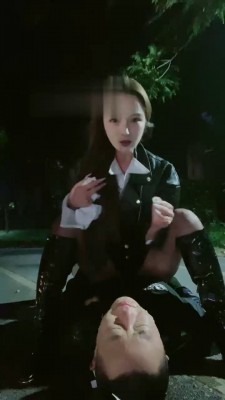 【一诺大小姐】长靴御姐户外虐跟踪狂 bf19385_绳艺库视频下载