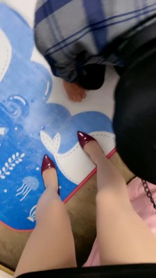 【辉夜】御姐生活化恋足调 bf21335_绳艺库视频下载