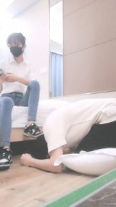 【美娜格格】夜跑后原味运动鞋白袜气味羞辱 bf27708_绳艺库视频下载